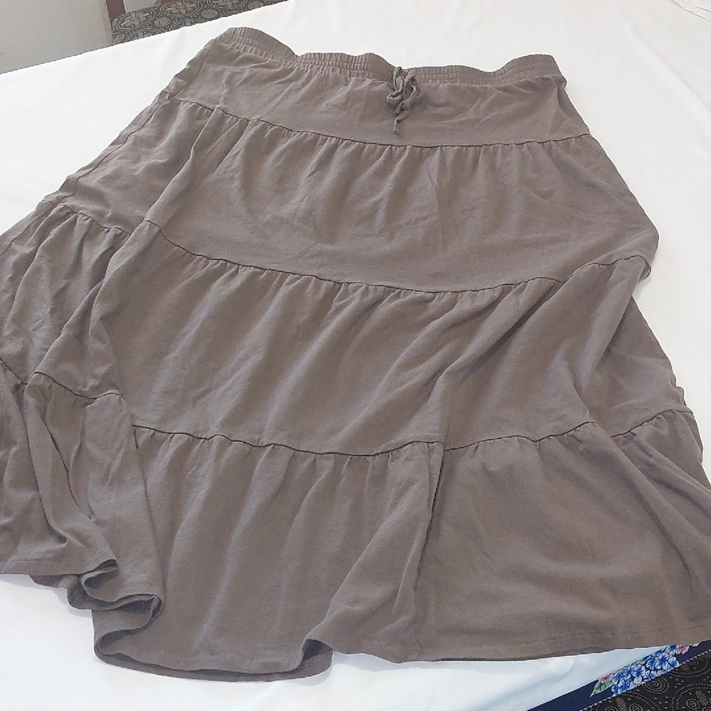 Sonoma Women's Maxi Skirt in Taupe